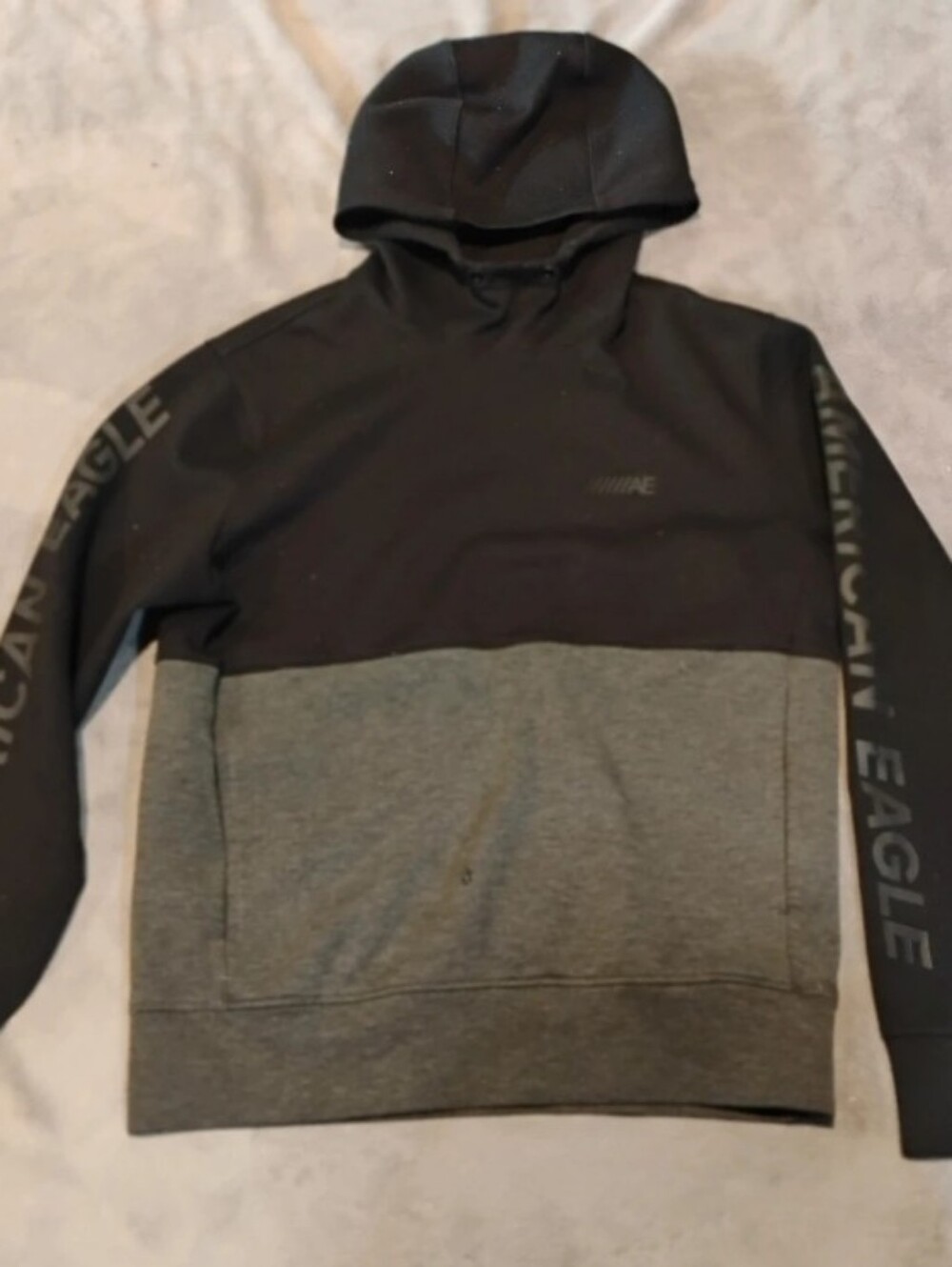American Eagle Men’s Colorblock Sleeve Graphic Hoodie Black Gray - Medium